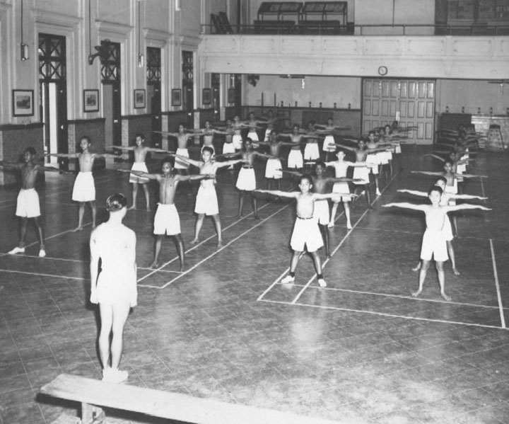 P.E. (1954)