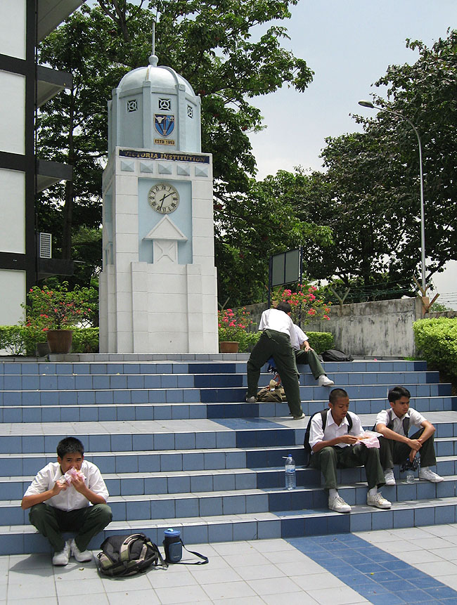 School's over, 2007