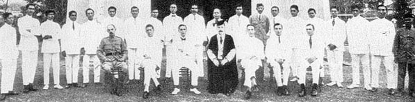 Dorakim, at the extreme right.